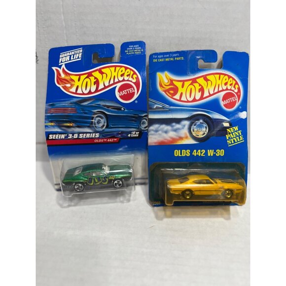 Hot Wheels see in 3-D olds 442 & Olds 442 w-30 lot of two cars - Picture 1 of 6